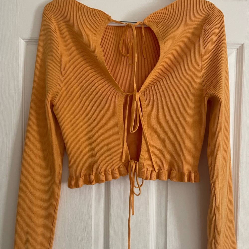 Tied back sweater